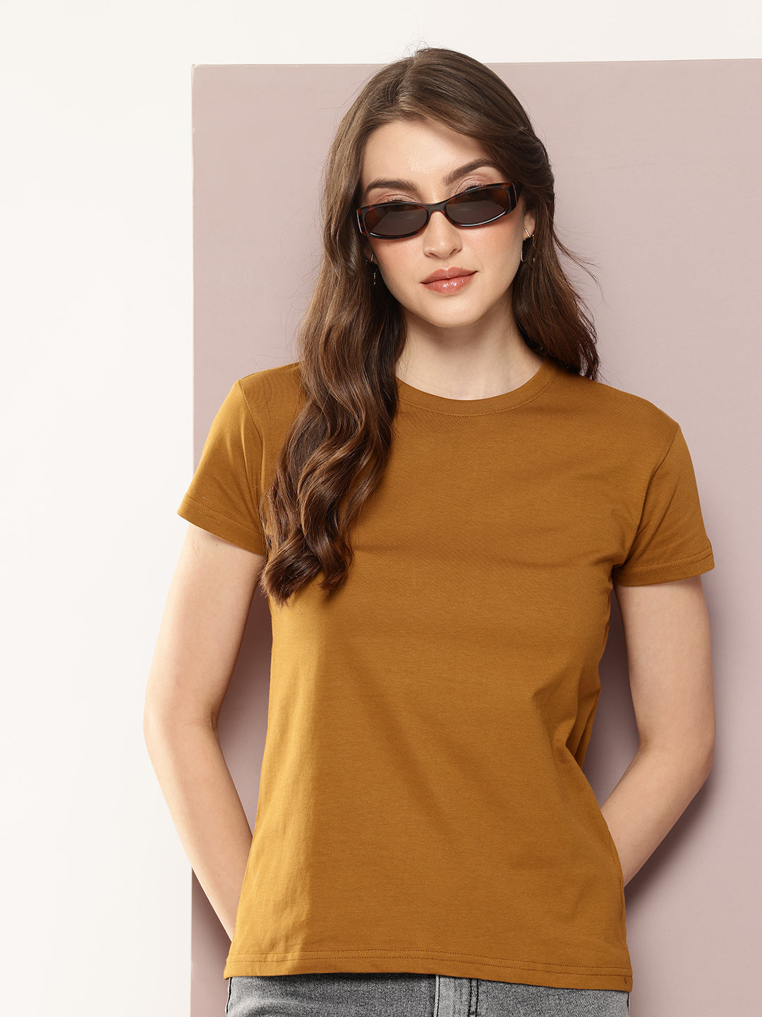 Womens Half Sleeve Round Neck Solid Regular Fit Tshirts