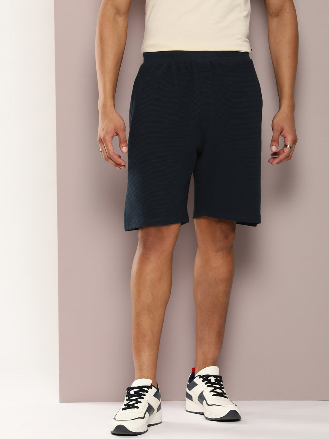 Men Solid Regular Shorts