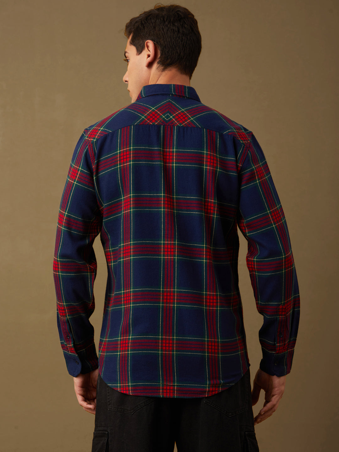 Men Checked Full Sleeve Shirt With Pocket
