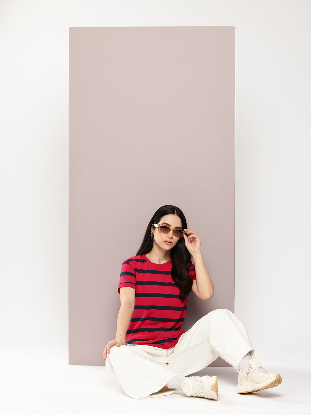 Womens Half Sleeve Round Neck All-Over Striped Regular Fit Tshirts