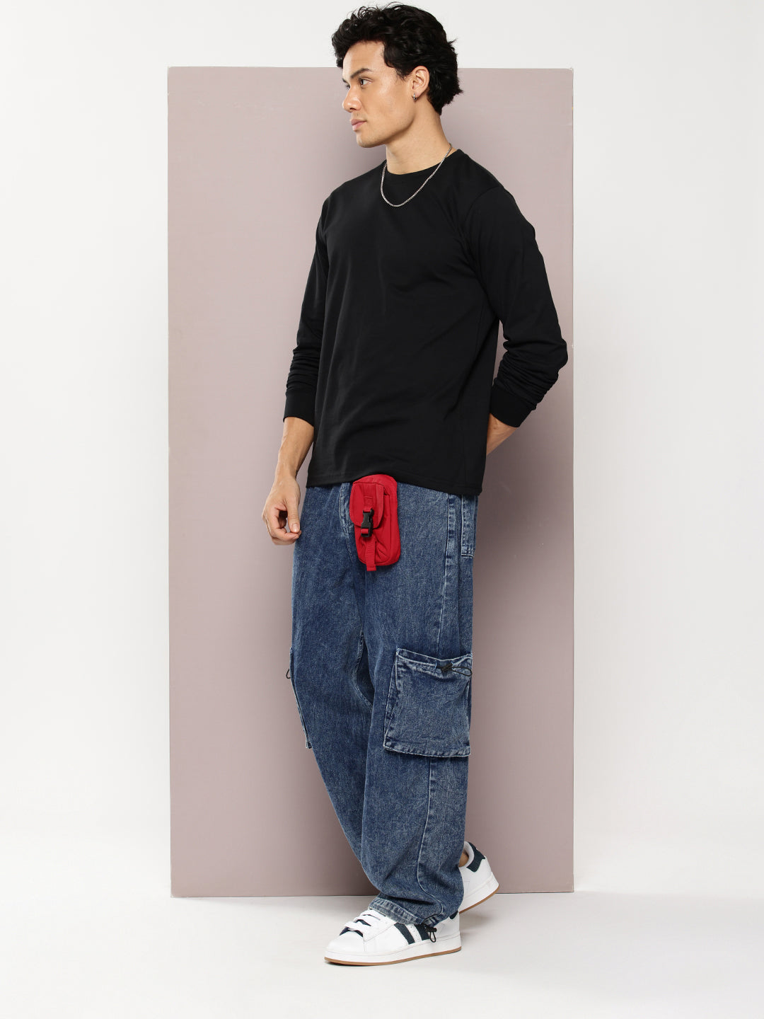 Mens Full Sleeve Round Neck Solid Regular Fit Tshirts