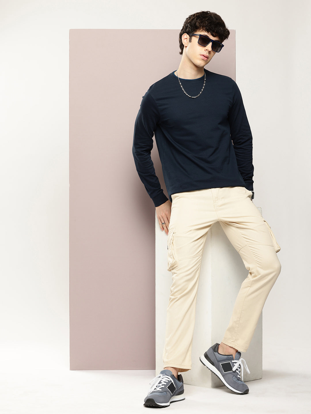 Mens Full Sleeve Round Neck Solid Regular Fit Tshirts