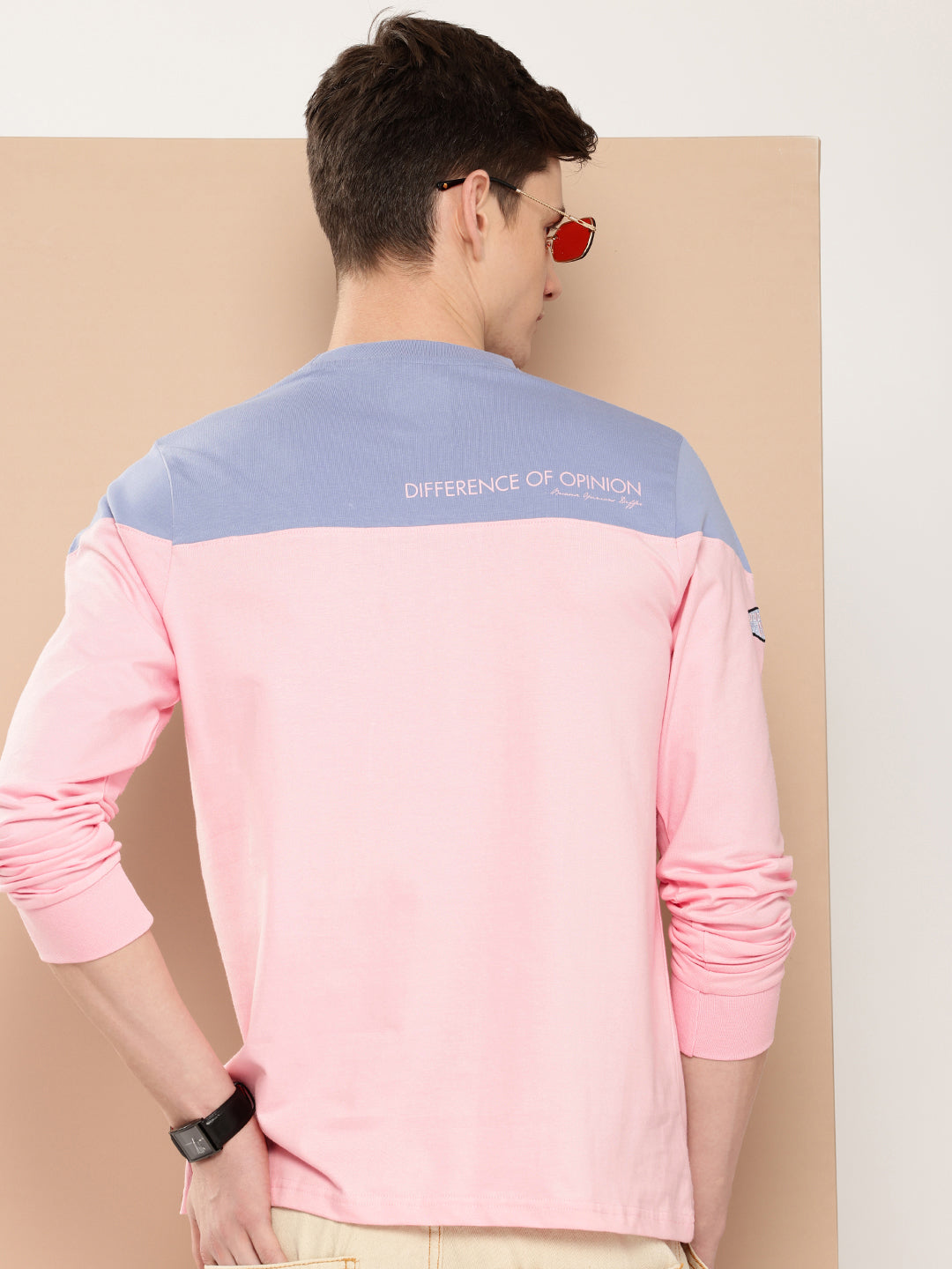 Mens Full Sleeve Henley Neck Colourblocked Regular Fit Tshirts