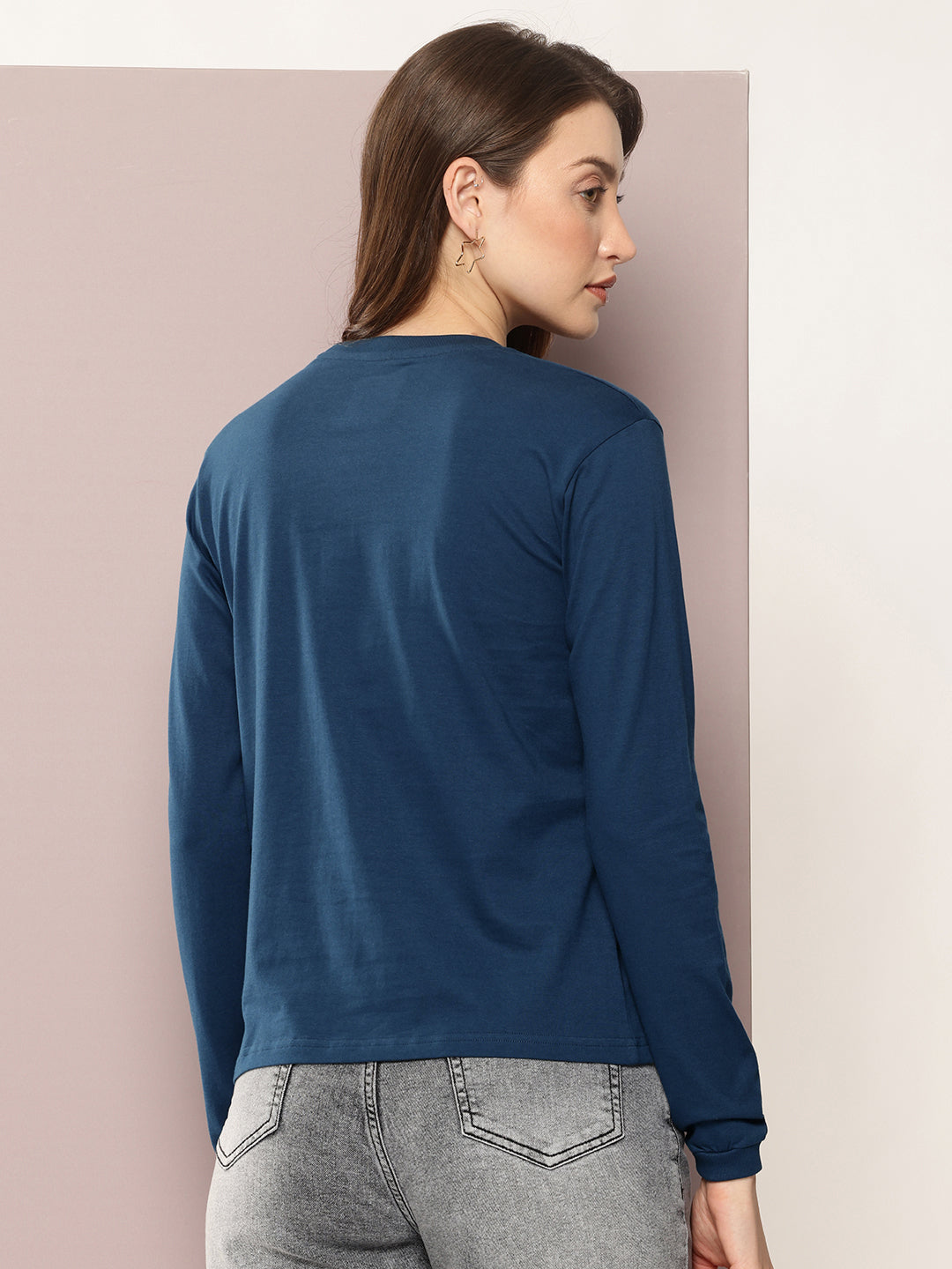 Womens Full Sleeve Round Neck Solid Regular Fit Tshirts