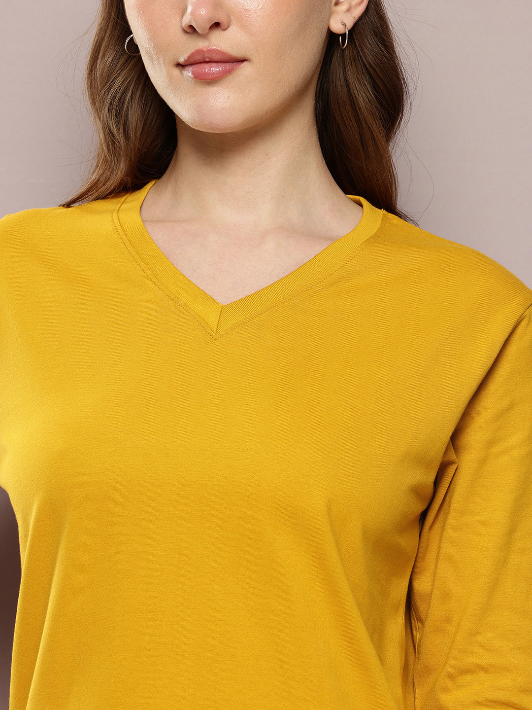 Womens Full Sleeve V-Neck Solid Regular Fit Tshirts