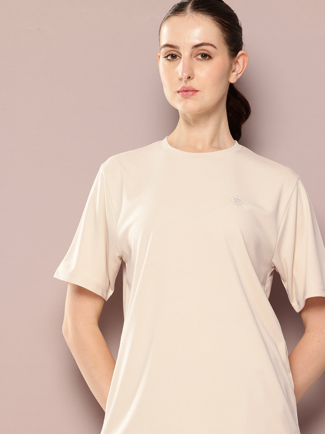 Womens Short Sleeve Round Neck Oversized Polyster Tshirt