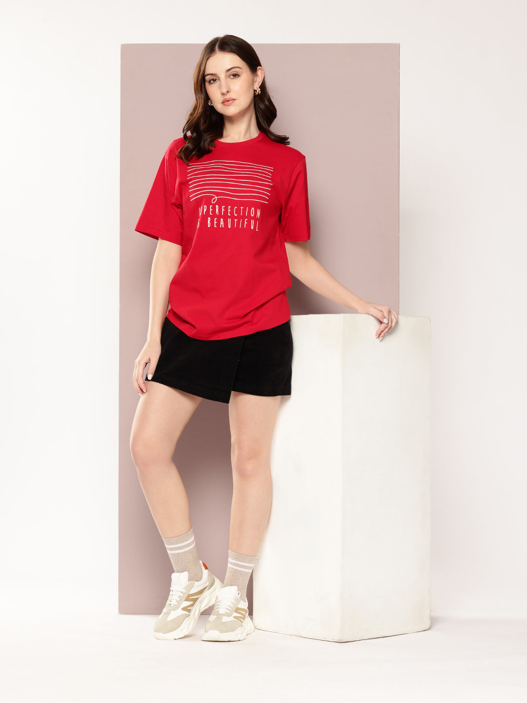 Womens Short Sleeve Embroidery Oversized Fit Tshirt