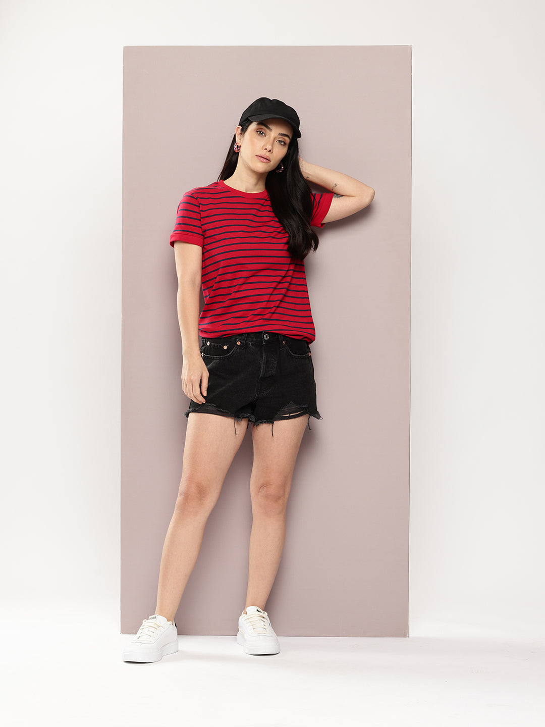Womens Half Sleeve Round Neck All-Over Striped Regular Fit Tshirts