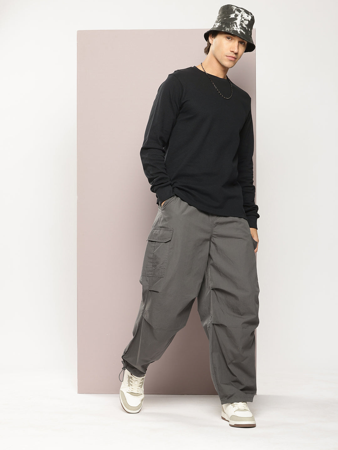 Mens Full Sleeve Round Neck Solid Regular Fit Tshirts