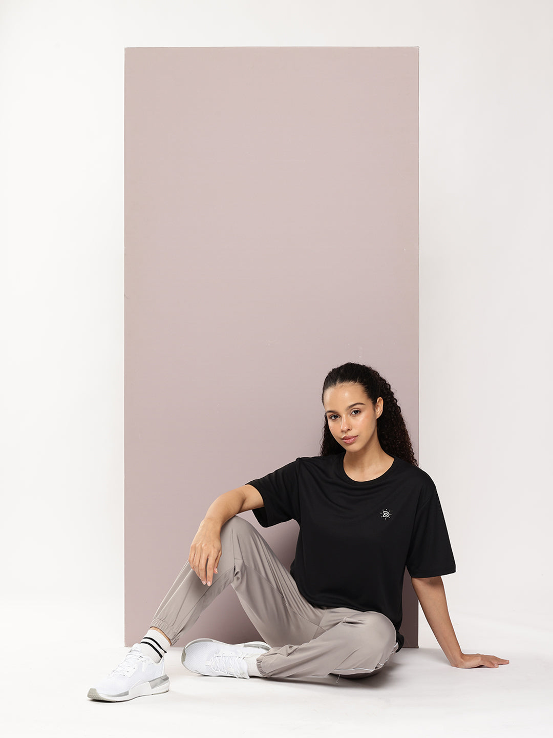 Womens Half Sleeve Round Neck Solid Oversized Fit Tshirts