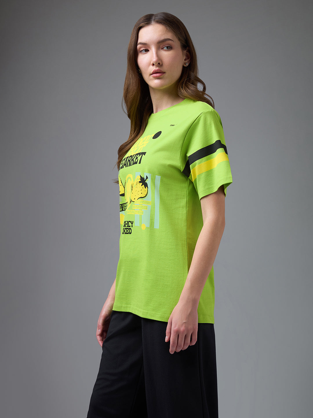 Womens Printed Round Neck Oversized Fit Tshirt