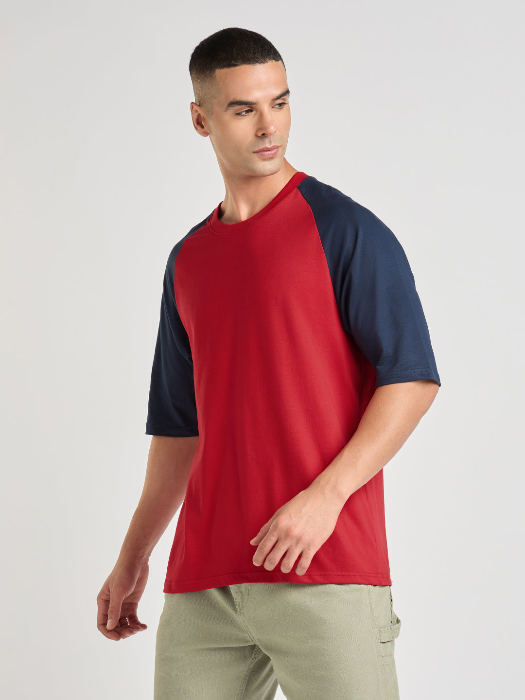 Mens Solid Oversized Raglan Sleeve Round Neck Tshirt