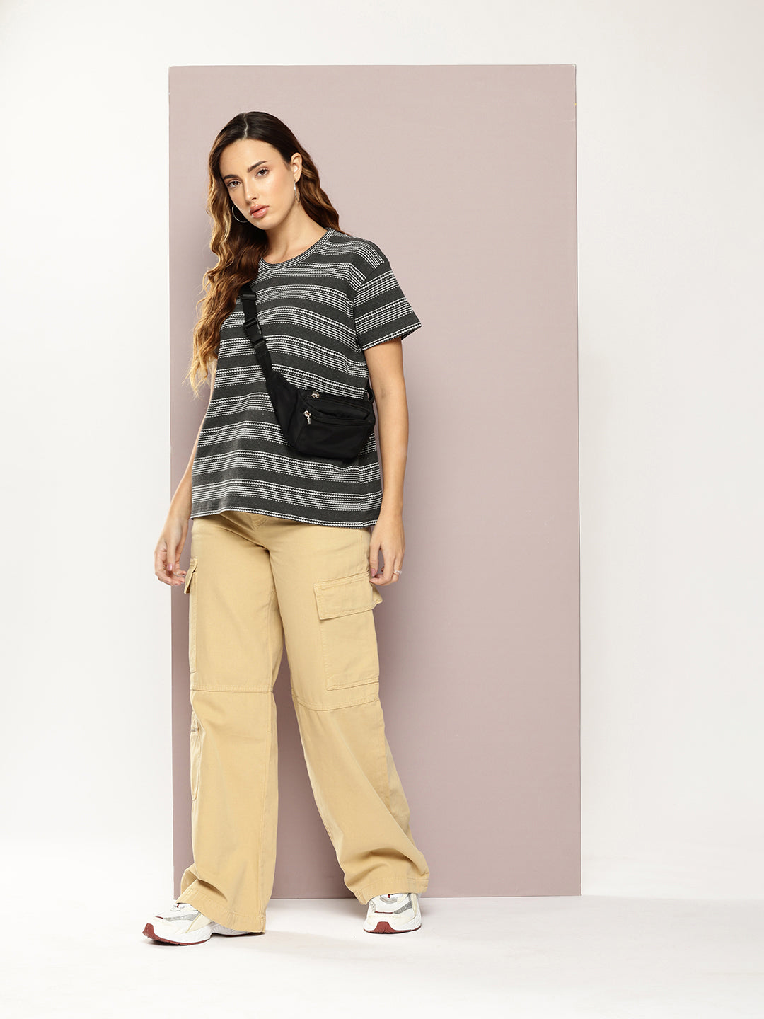 Womens Half Sleeve Round Neck All-Over Striped Boxy Fit Tshirts