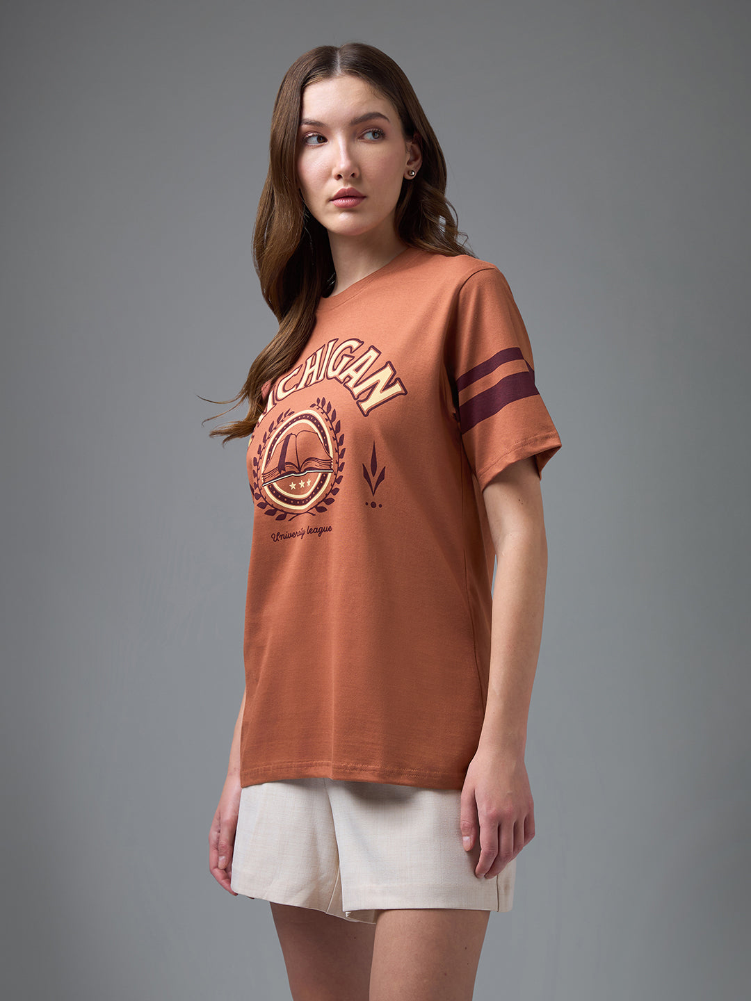 Womens Printed Round Neck Oversized Fit Tshirt