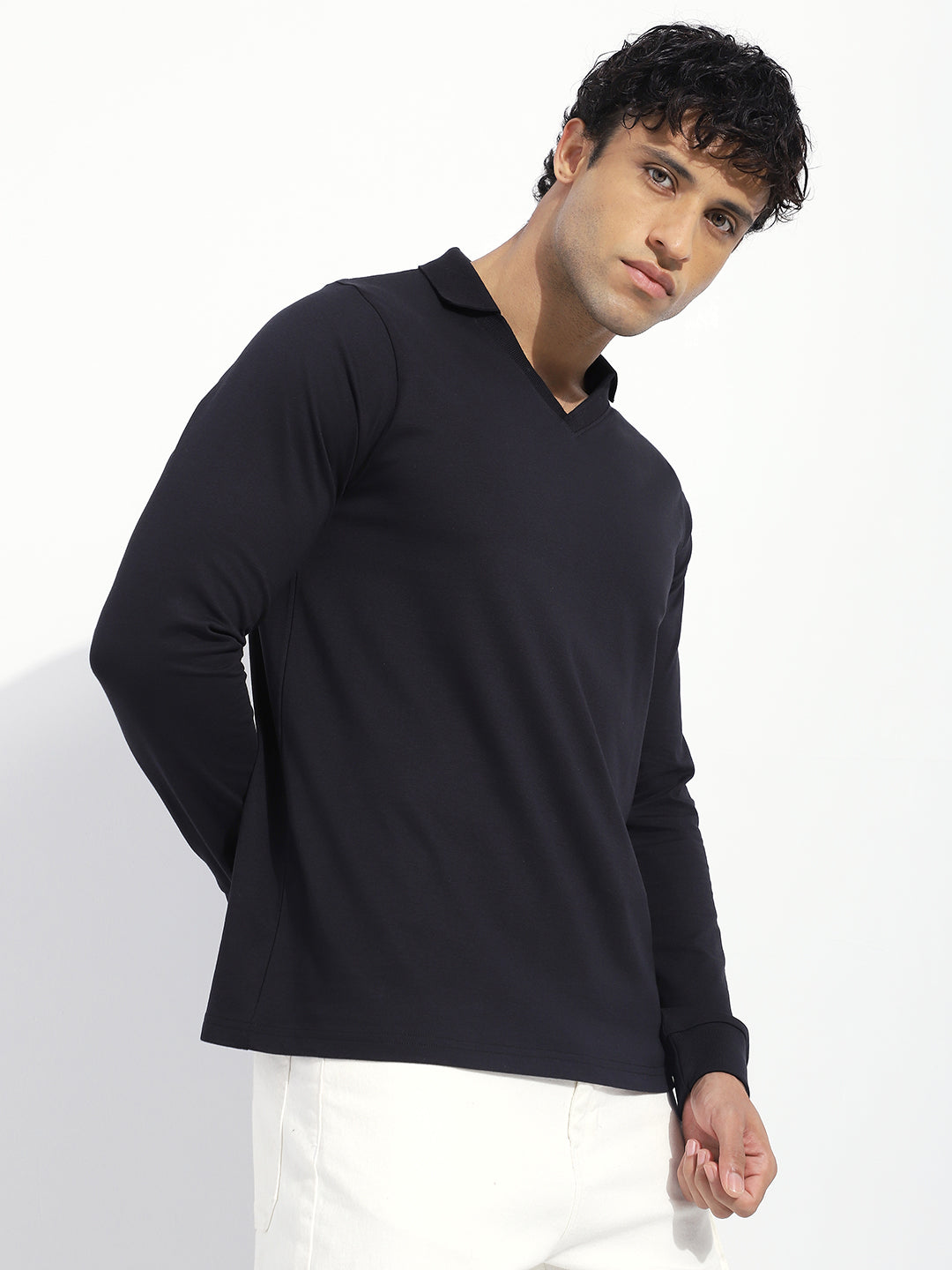 Mens Full Sleeve V-Neck Solid Regular Fit Tshirts