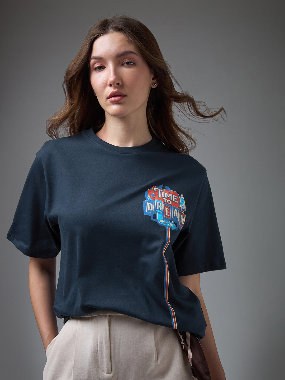 Womens Printed Round Neck Oversized Fit Tshirt