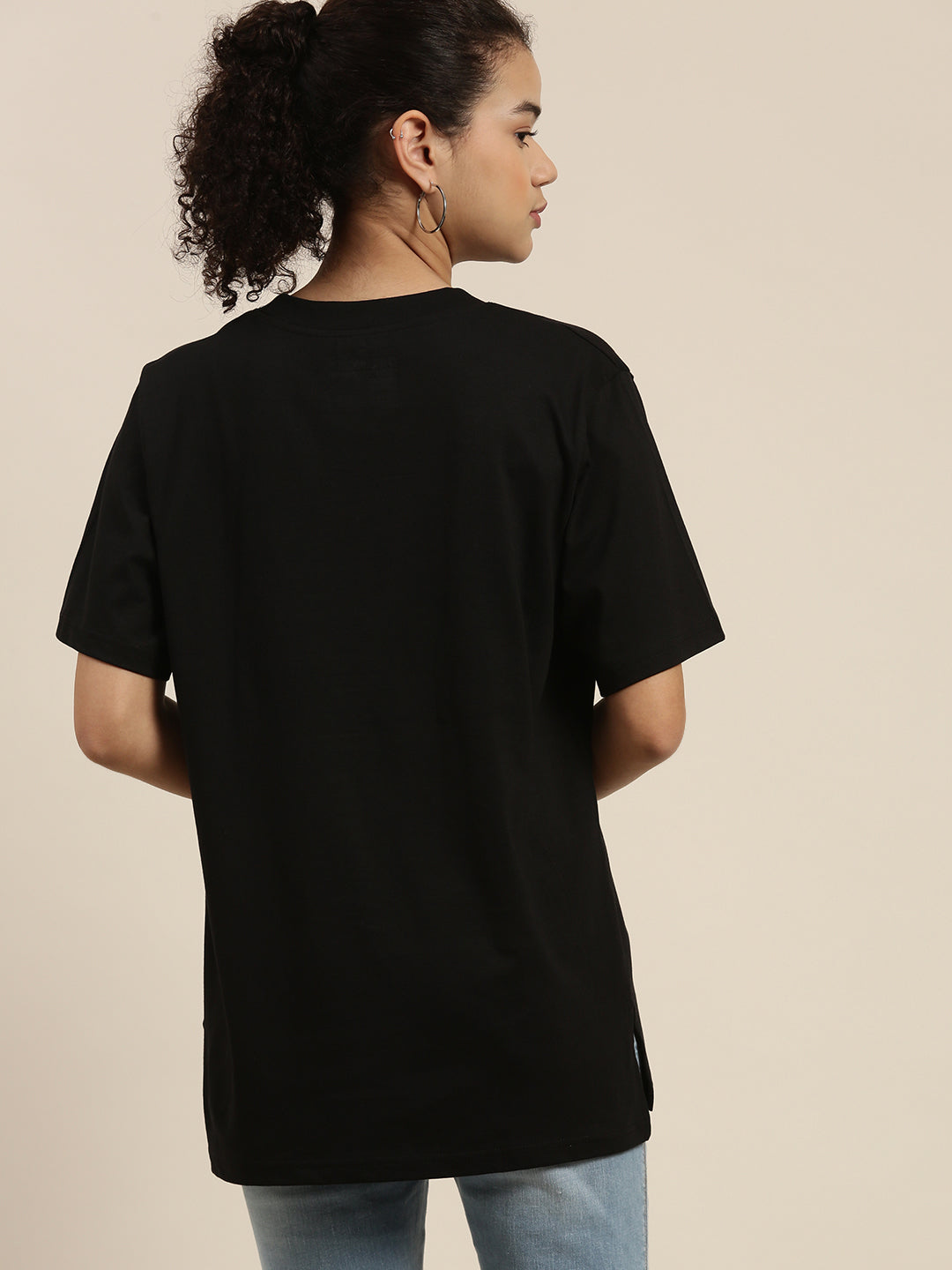 Womens Short Sleeve Round Neck Oversized Fit T-Shirt