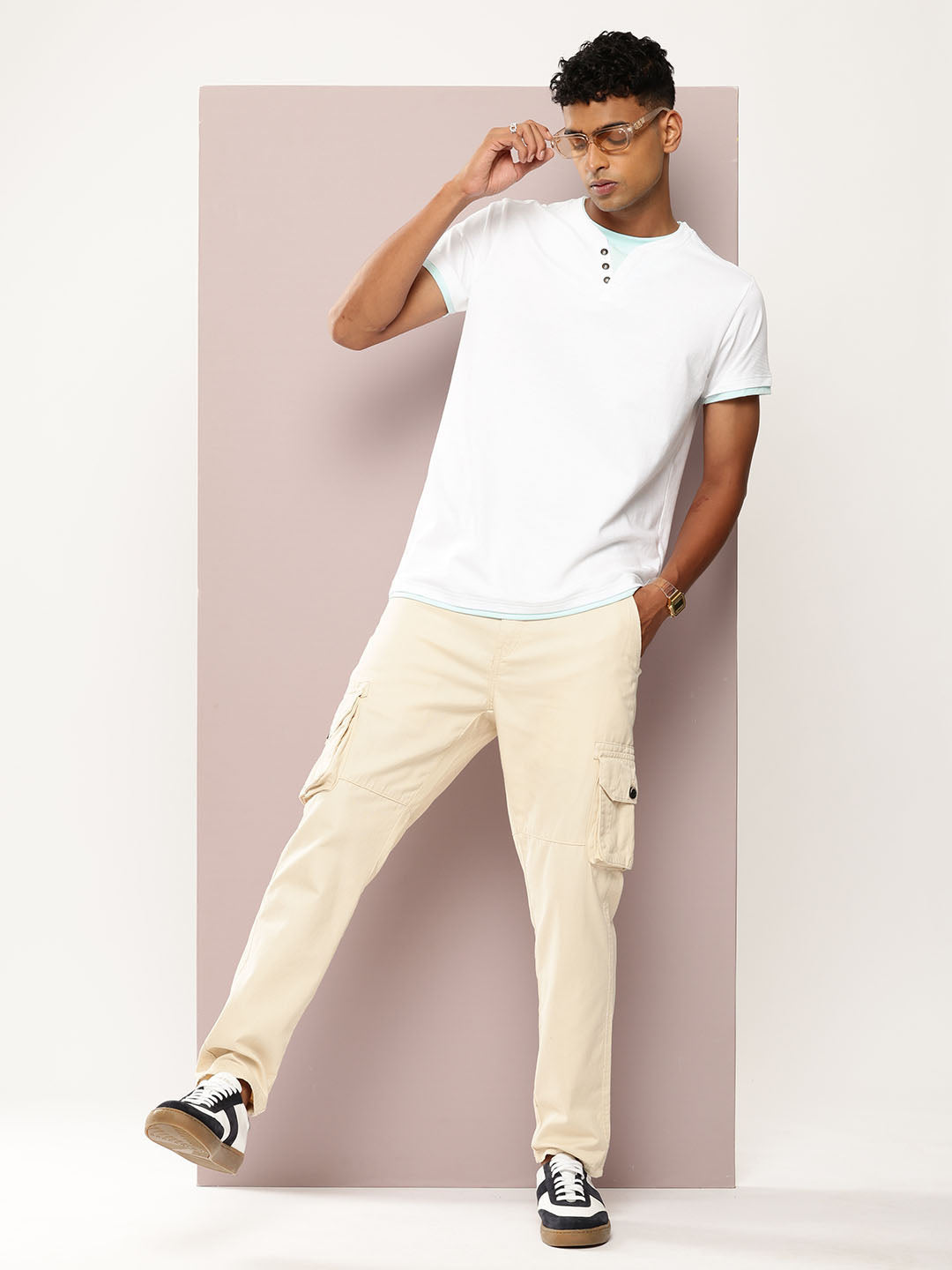 Mens Half Sleeve V-Neck Solid Regular Fit Tshirts