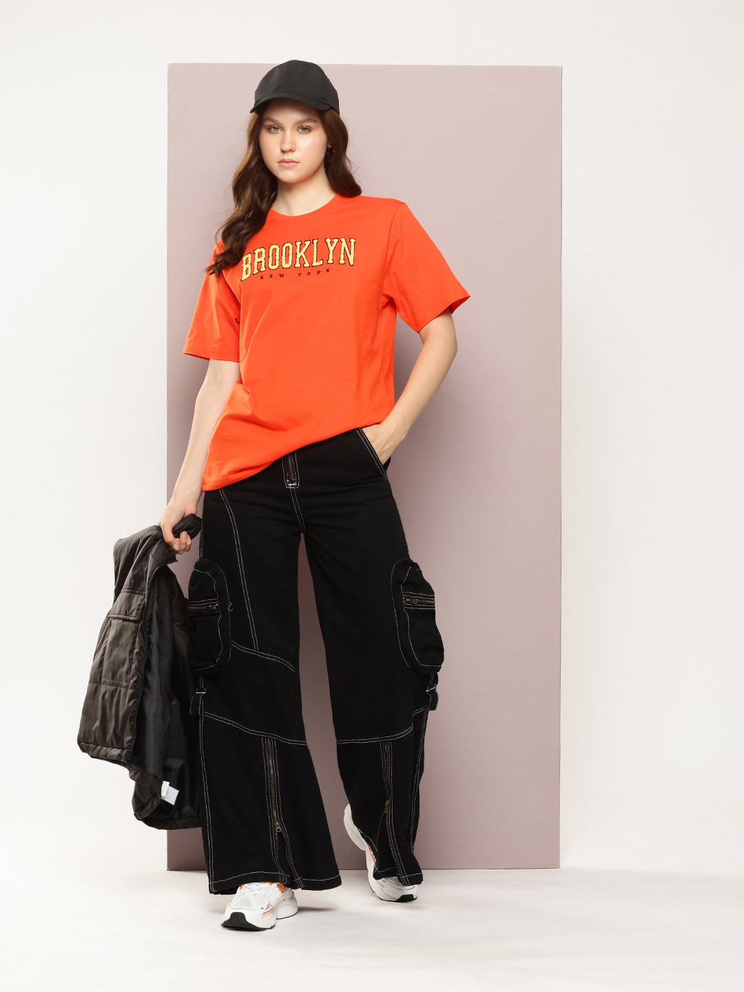 Womens Half Sleeve Round Neck Embroidery Oversized Fit Tshirts