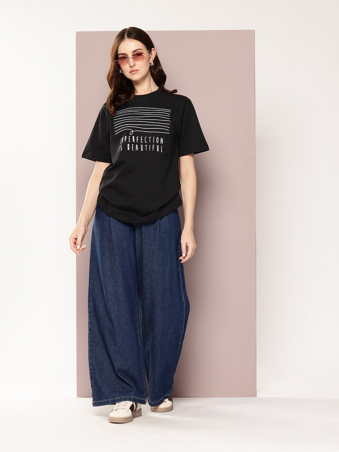 Womens Short Sleeve Embroidery Oversized Fit Tshirt