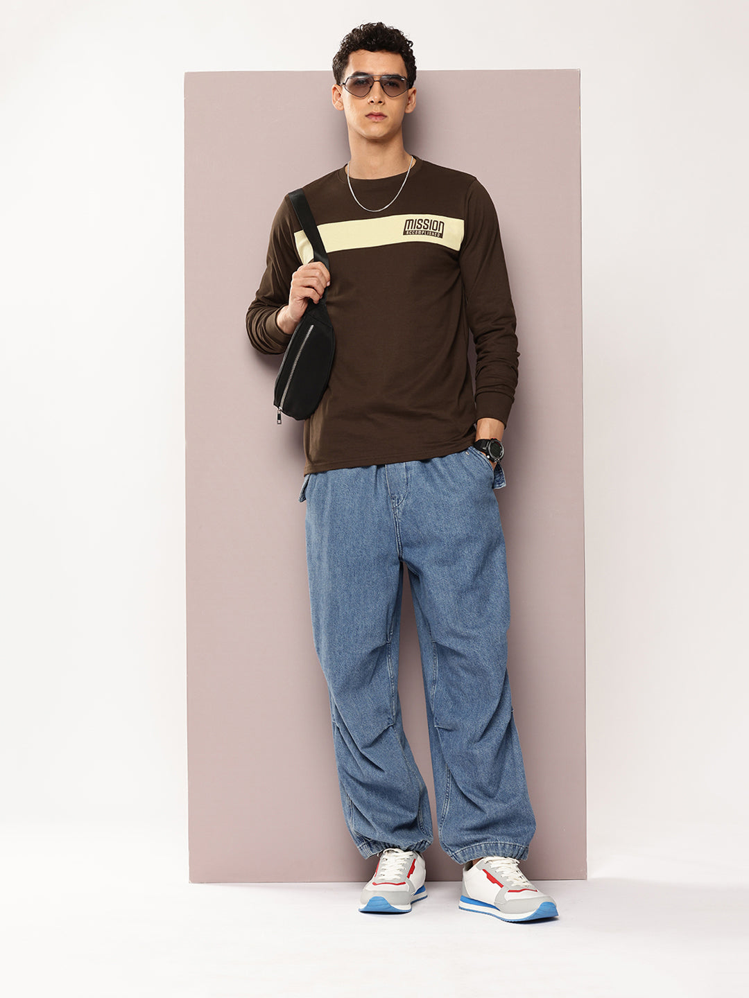 Mens Full Sleeve Round Neck Colourblocked Regular Fit Tshirts