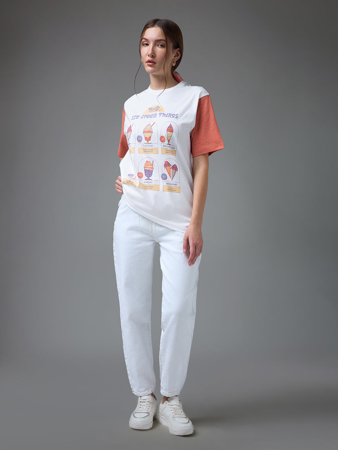 Womens Printed Round Neck Oversized Fit Tshirt