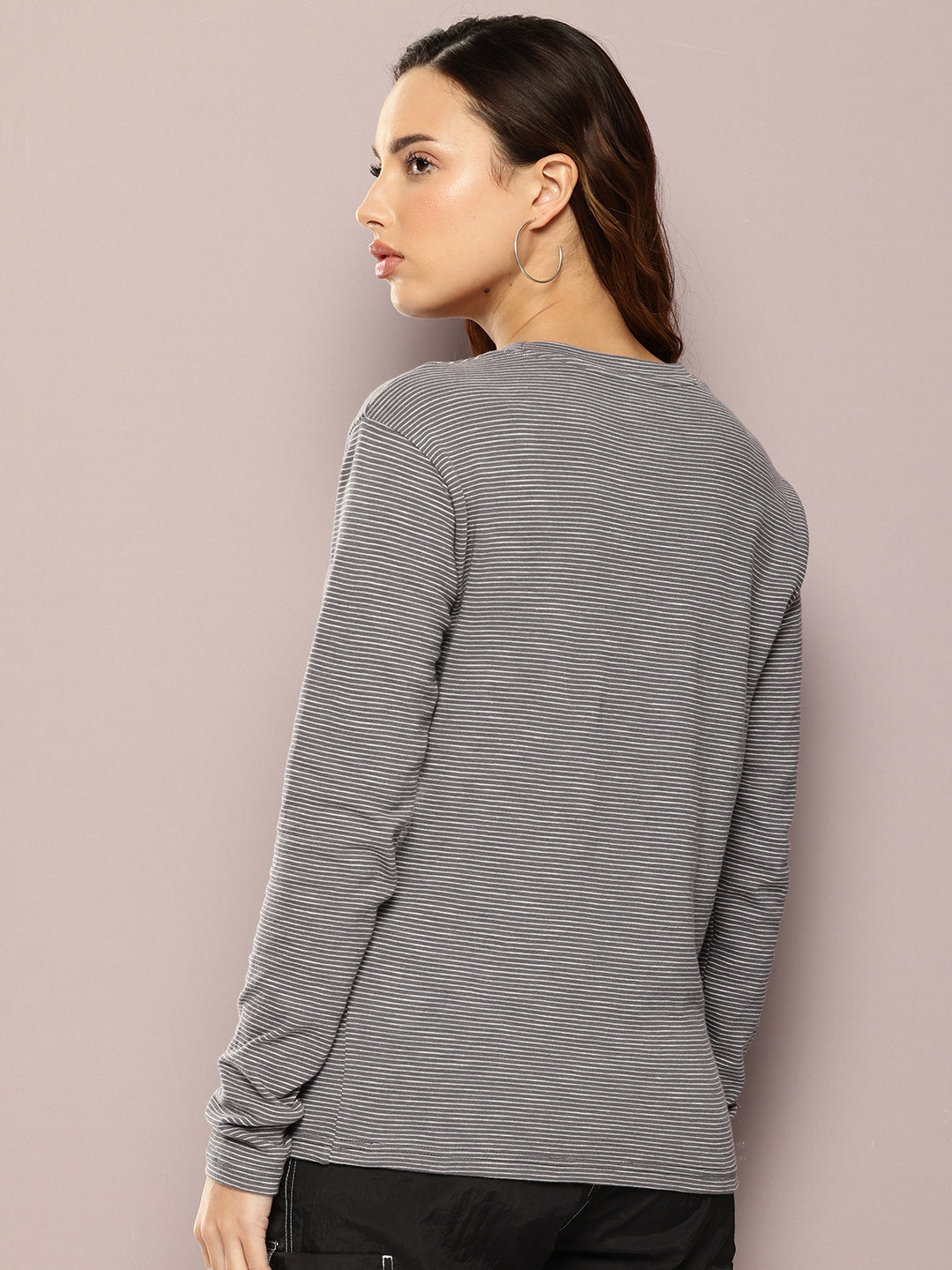 Womens Full Sleeve Round Neck All-Over Striped Regular Fit Tshirts