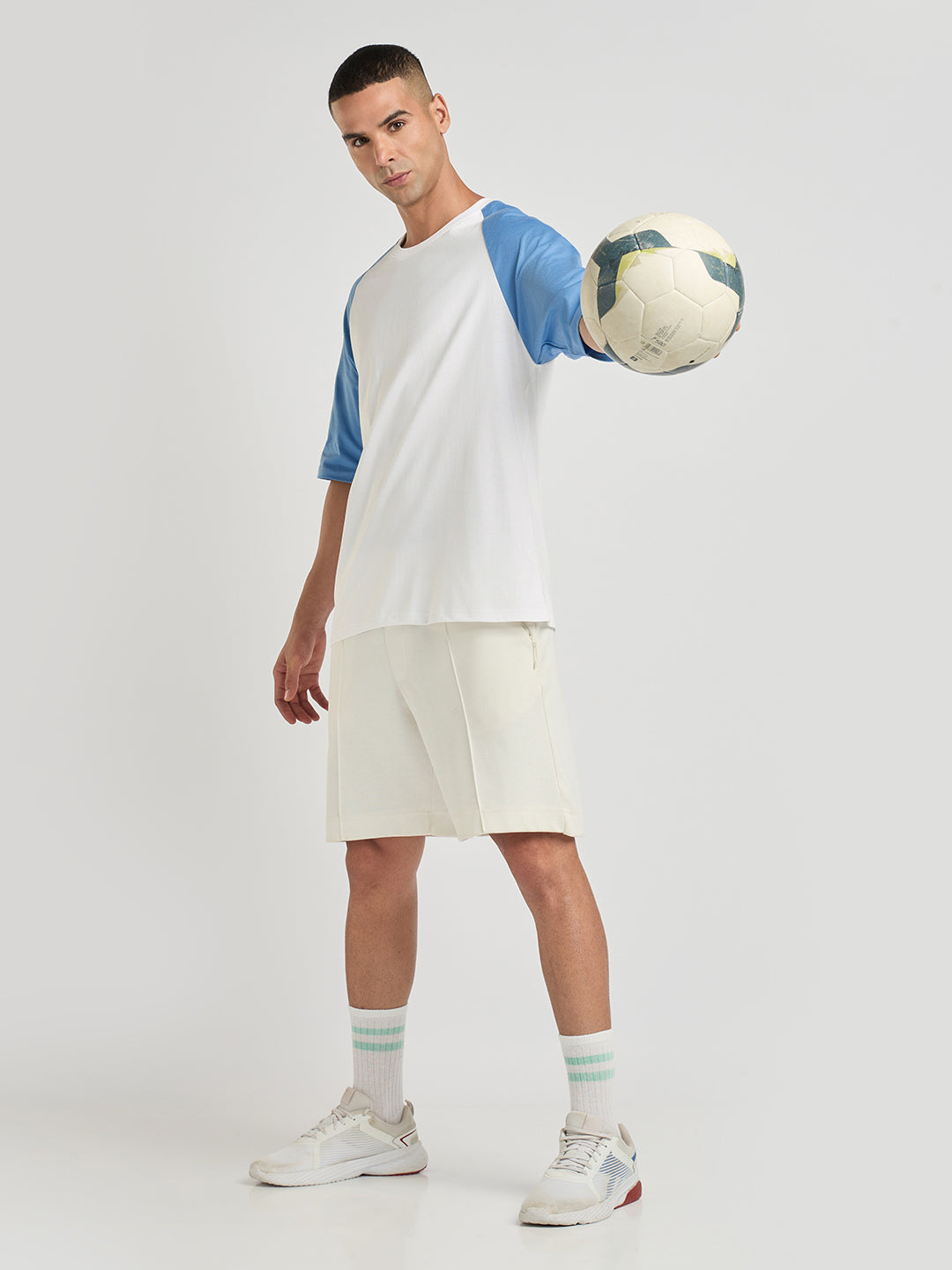 Mens Solid Oversized Raglan Sleeve Round Neck Tshirt