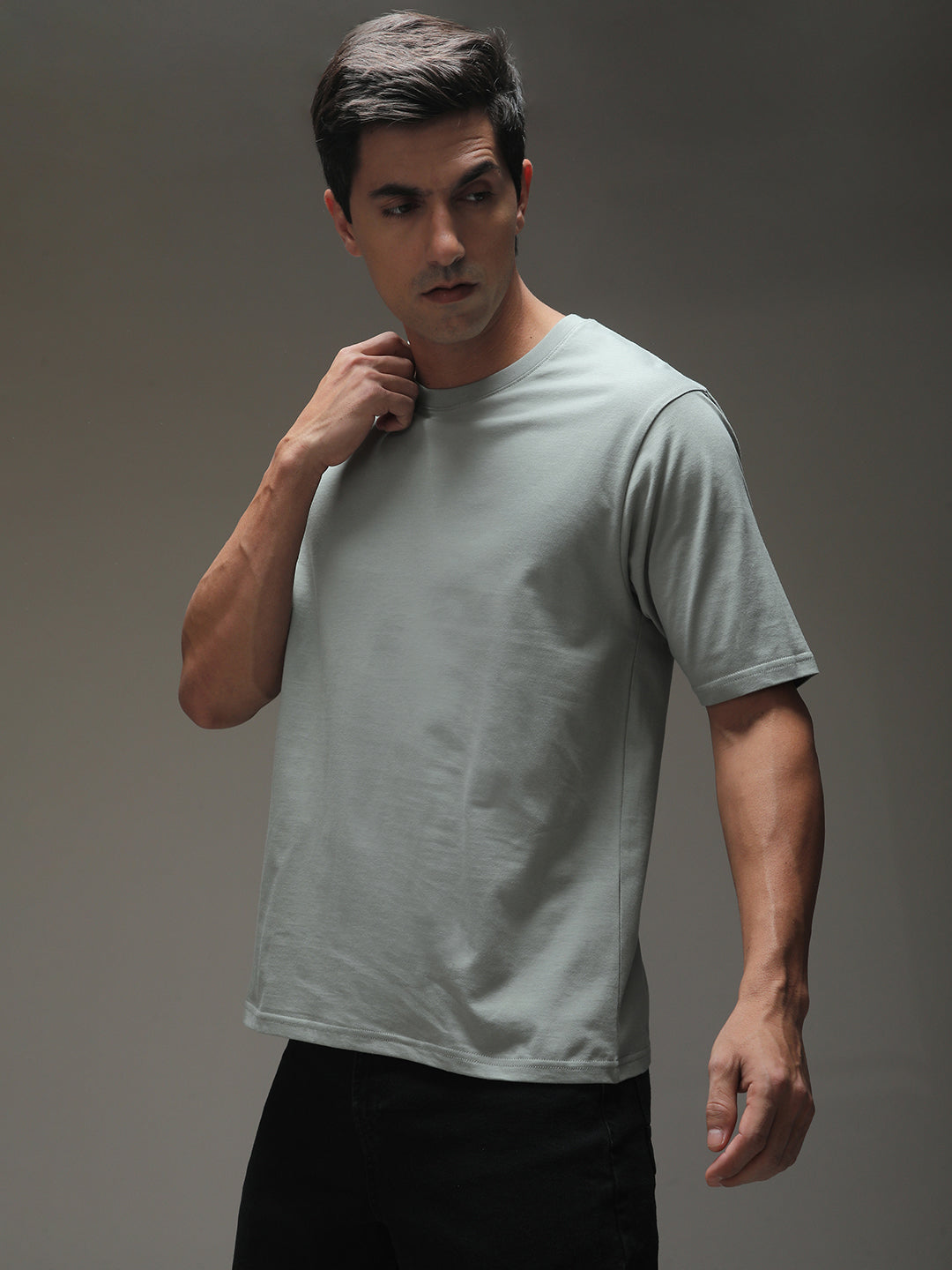 Mens Half Sleeve Round Neck Back Printed Oversized Fit Tshirts