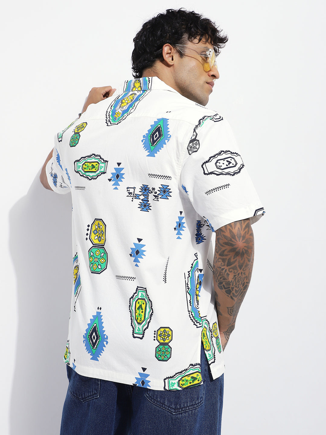 Mens Boxy Regular Short Sleeve Printed White Shirt