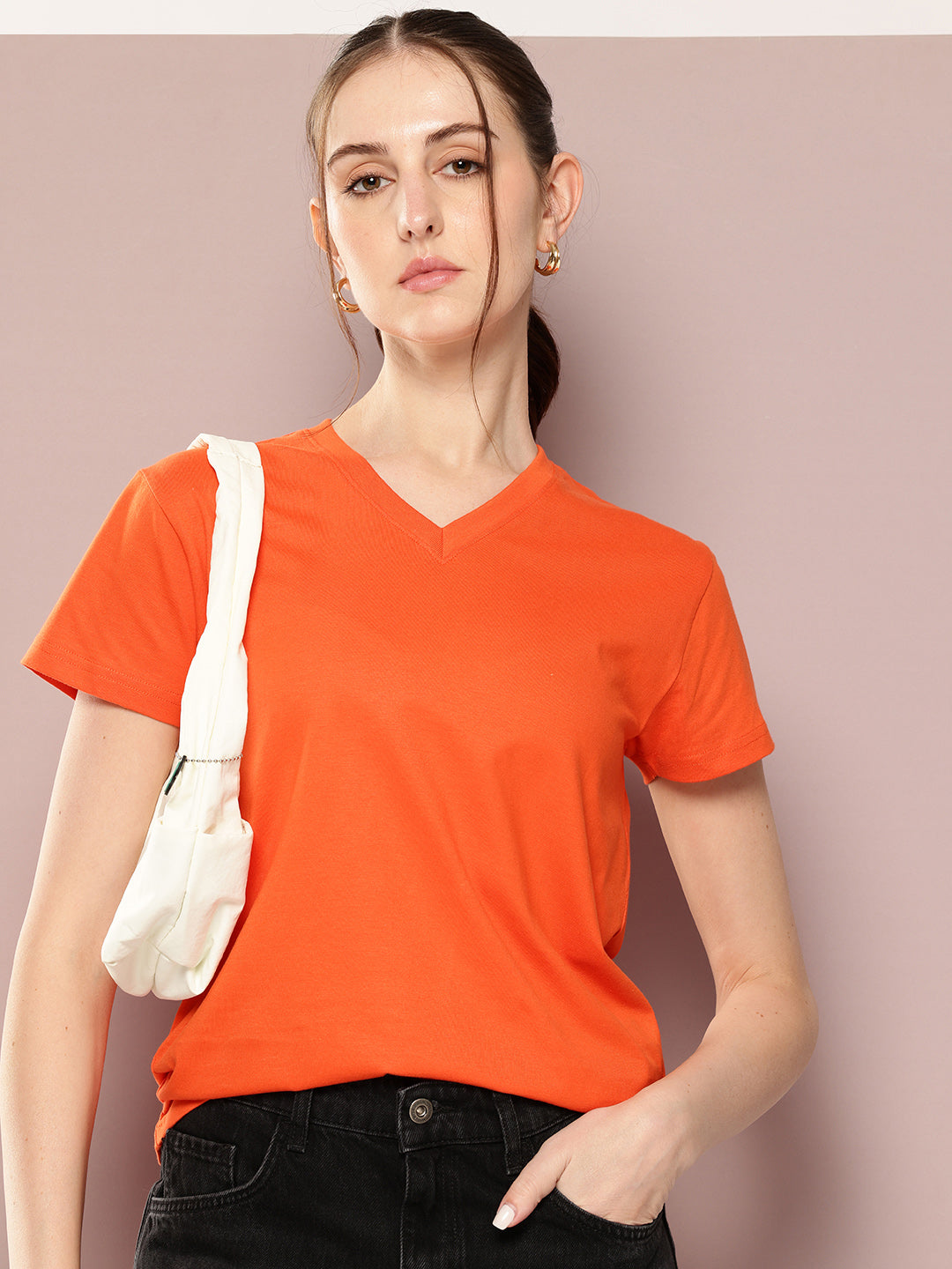 Womens Short Sleeve Solid V-Neck Regular Fit Tshirt