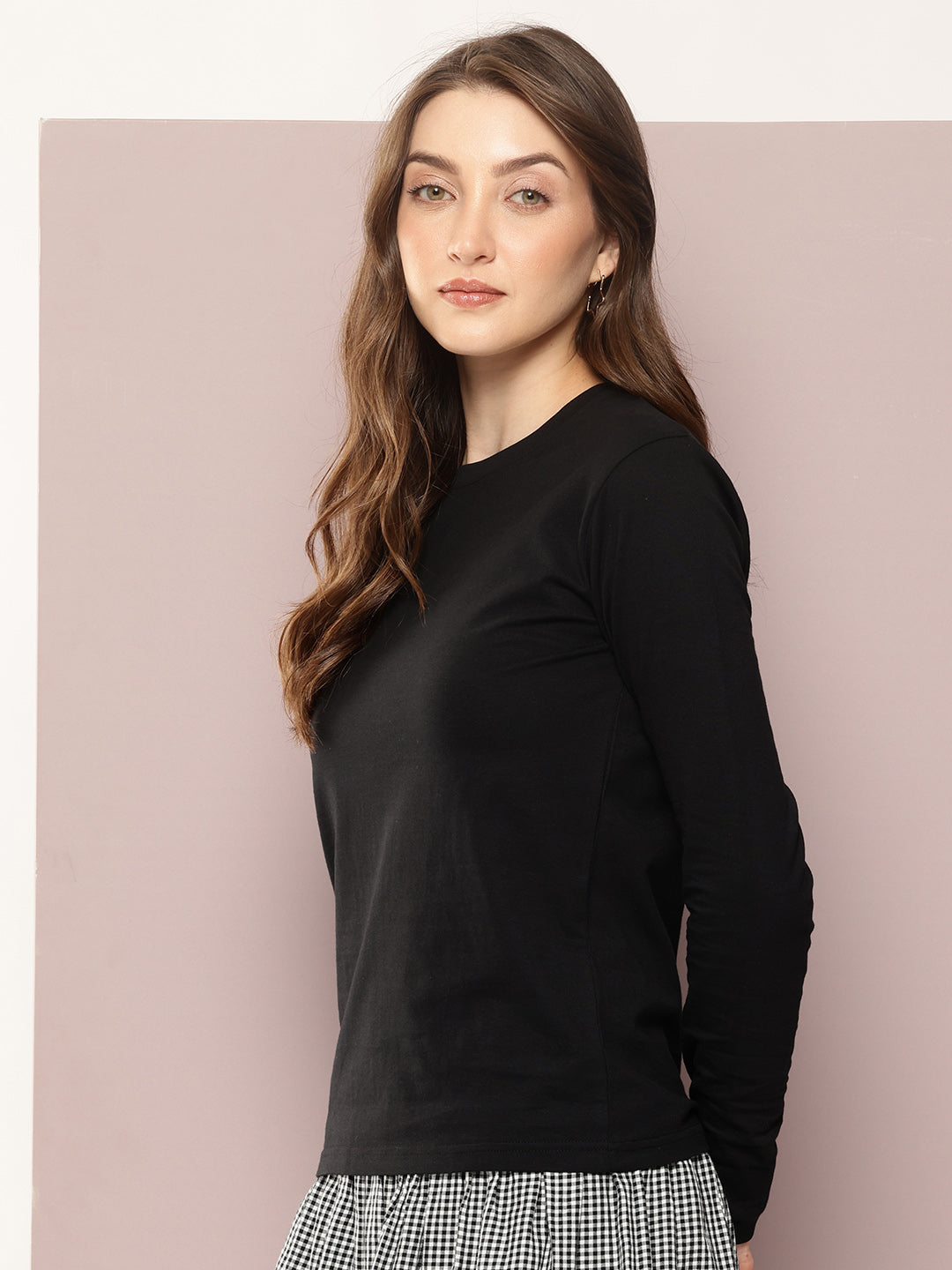 Womens Full Sleeve Round Neck Solid Regular Fit Tshirts