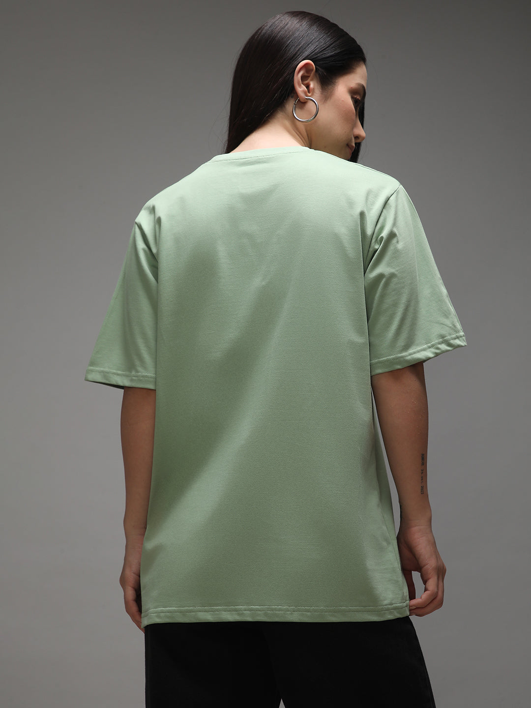 Womens Half Sleeve Round Neck Embroidery Oversized Fit Tshirts