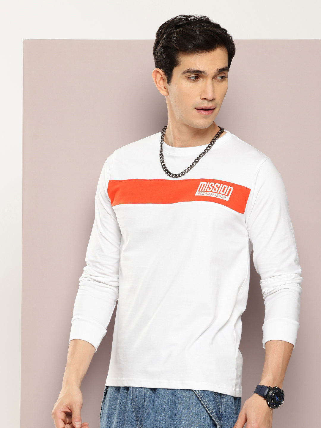 Mens Full Sleeve Round Neck Colourblocked Regular Fit Tshirts