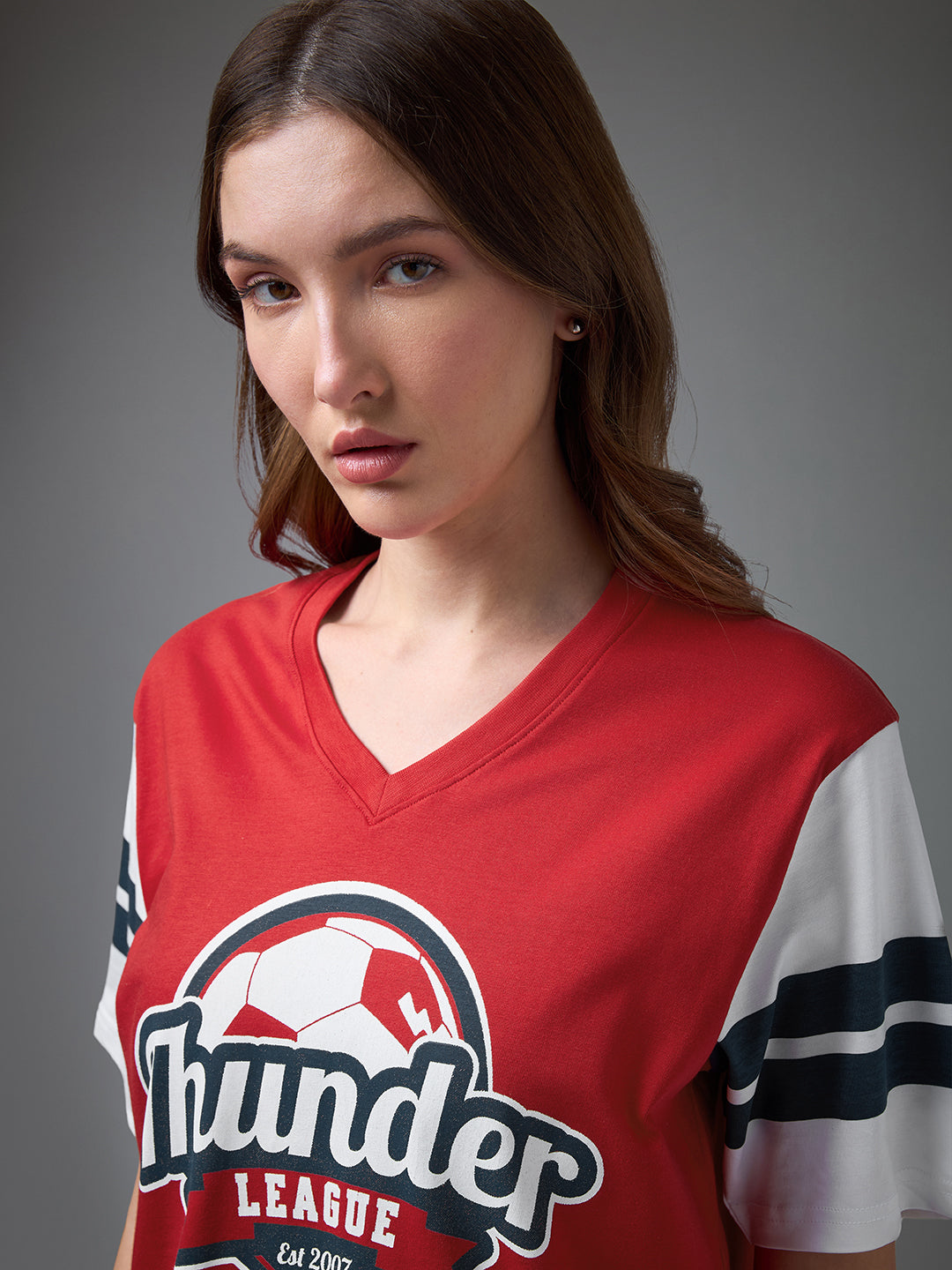 Womens Printed V-neck Oversized Fit Tshirt