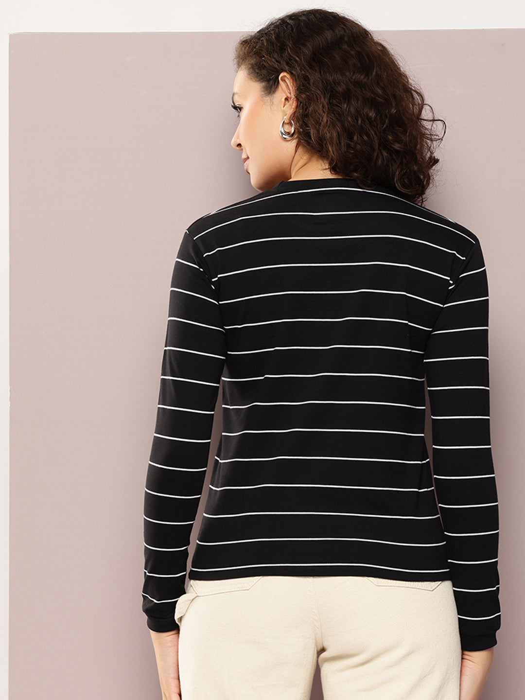 Womens Full Sleeve Round Neck All-Over Striped Regular Fit Tshirts