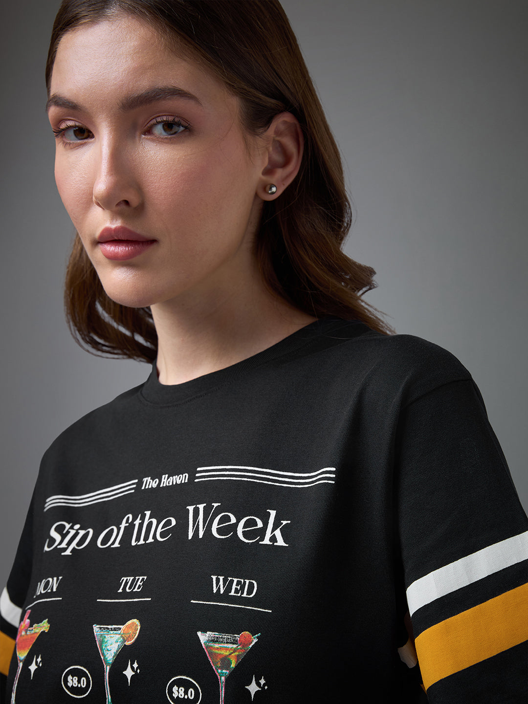 Womens Printed Round Neck Oversized Fit Tshirt