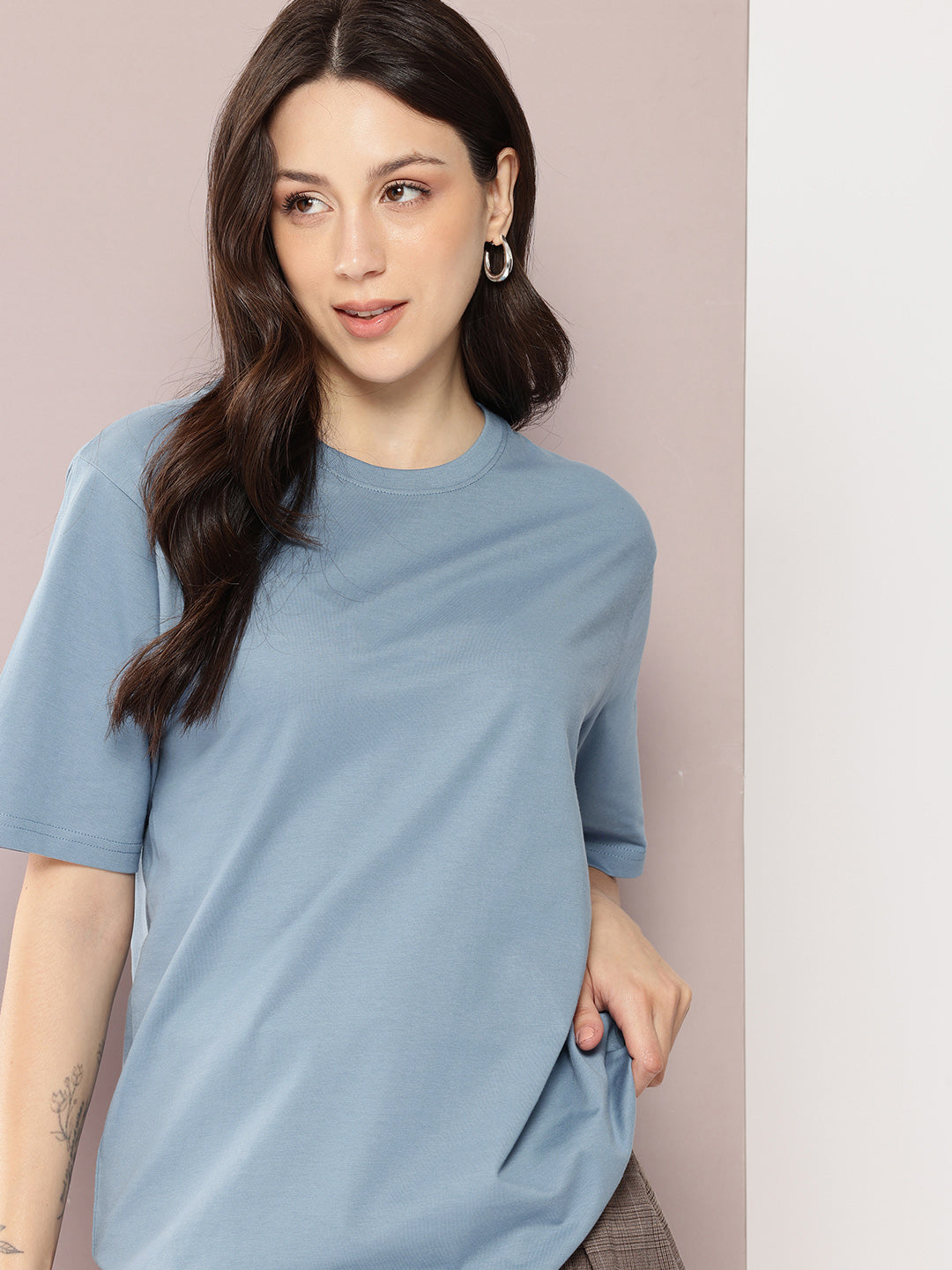 Womens Half Sleeve Round Neck Solid Oversized Fit Tshirts