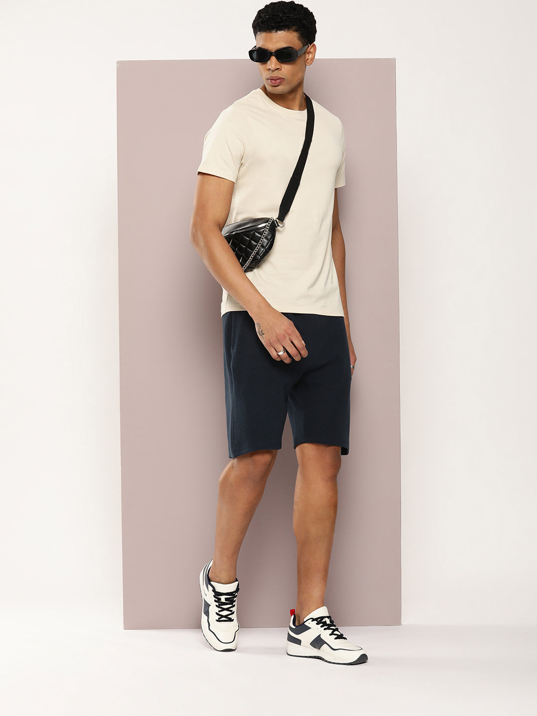 Men Solid Regular Shorts