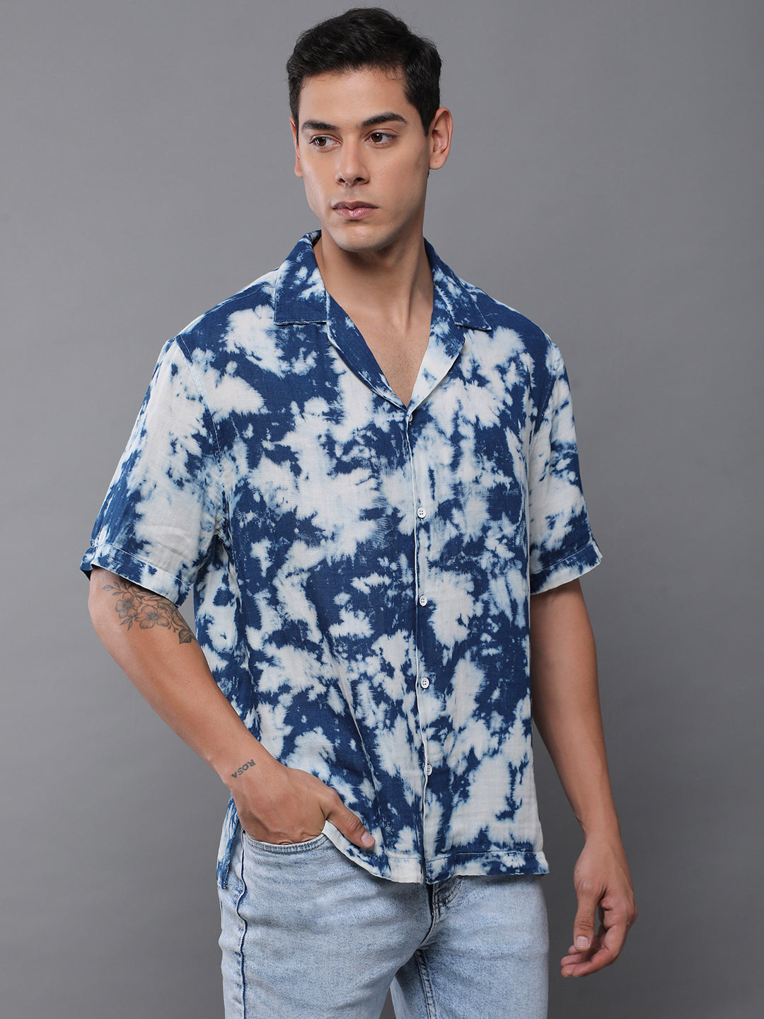 Men Floral Printed Hlaf Sleeve Casual Shirt