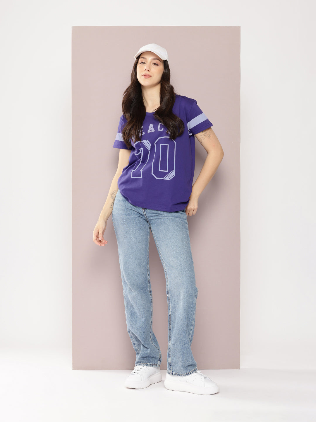 Womens Half Sleeve Round Neck Applique Boxy Fit Tshirts
