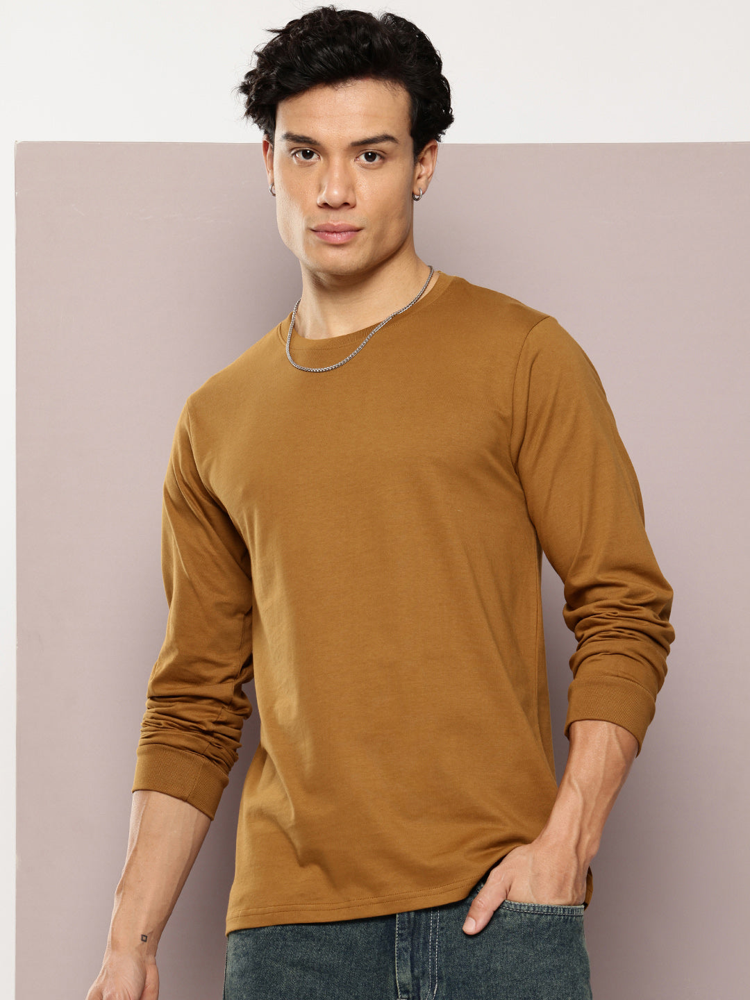 Mens Full Sleeve Round Neck Solid Regular Fit Tshirts