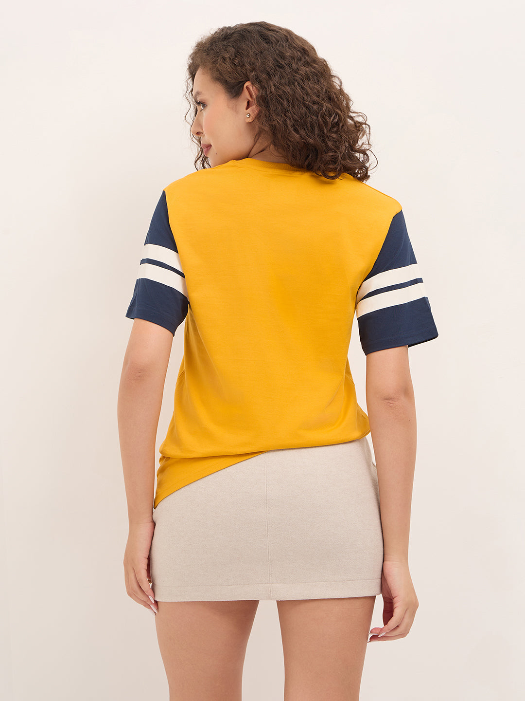 Womens Half Sleeve V-Neck Printed Oversized Fit Tshirts