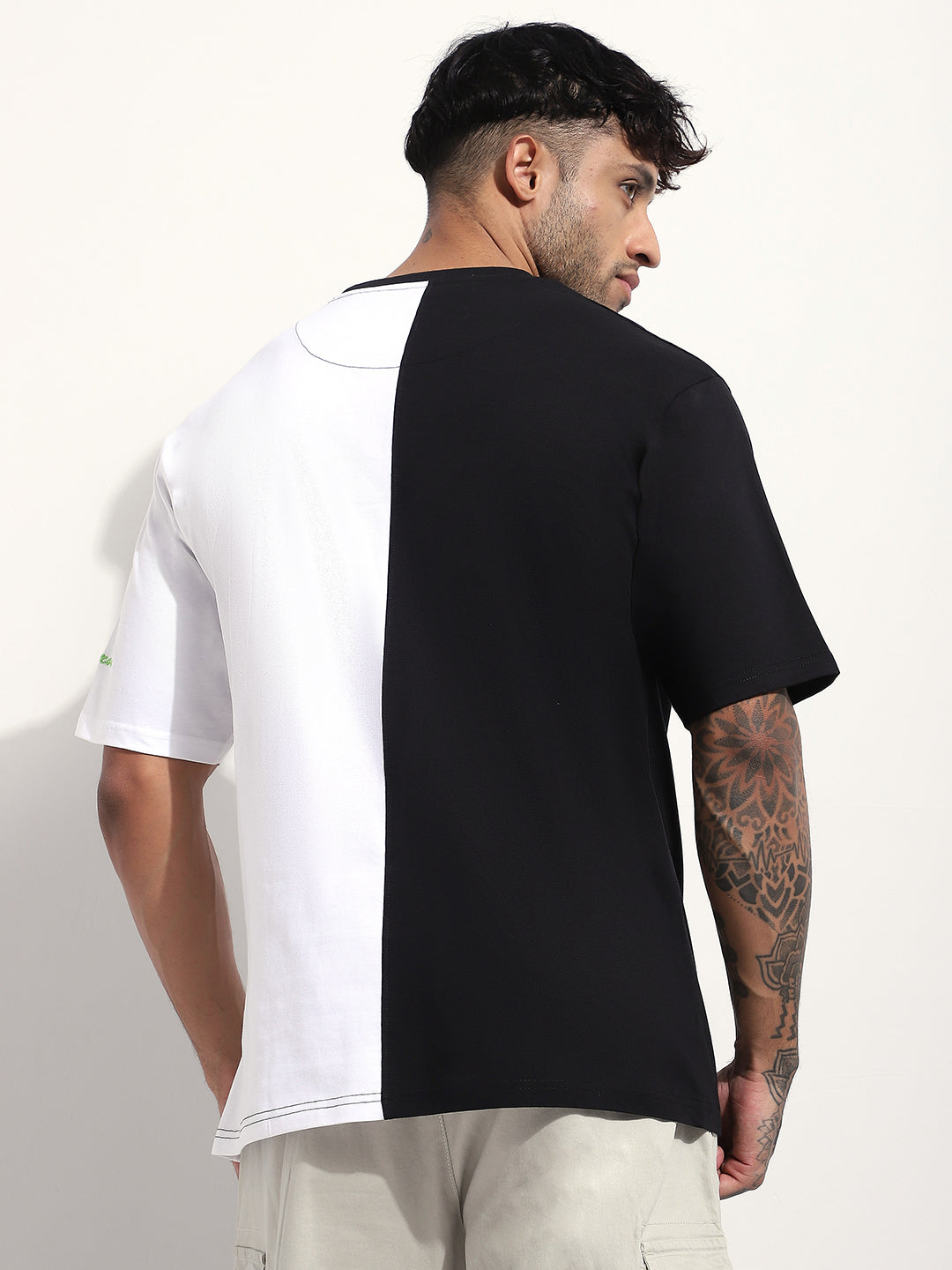 Mens Half Sleeve Round Neck Embellished Oversized Fit Tshirts