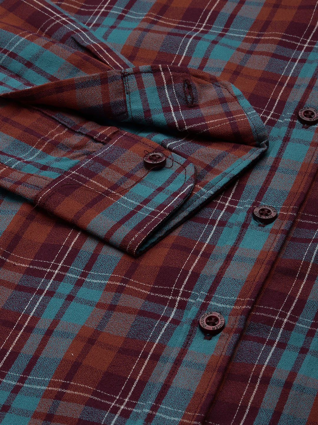 Men Checked Full Sleeve Shirt With Pocket