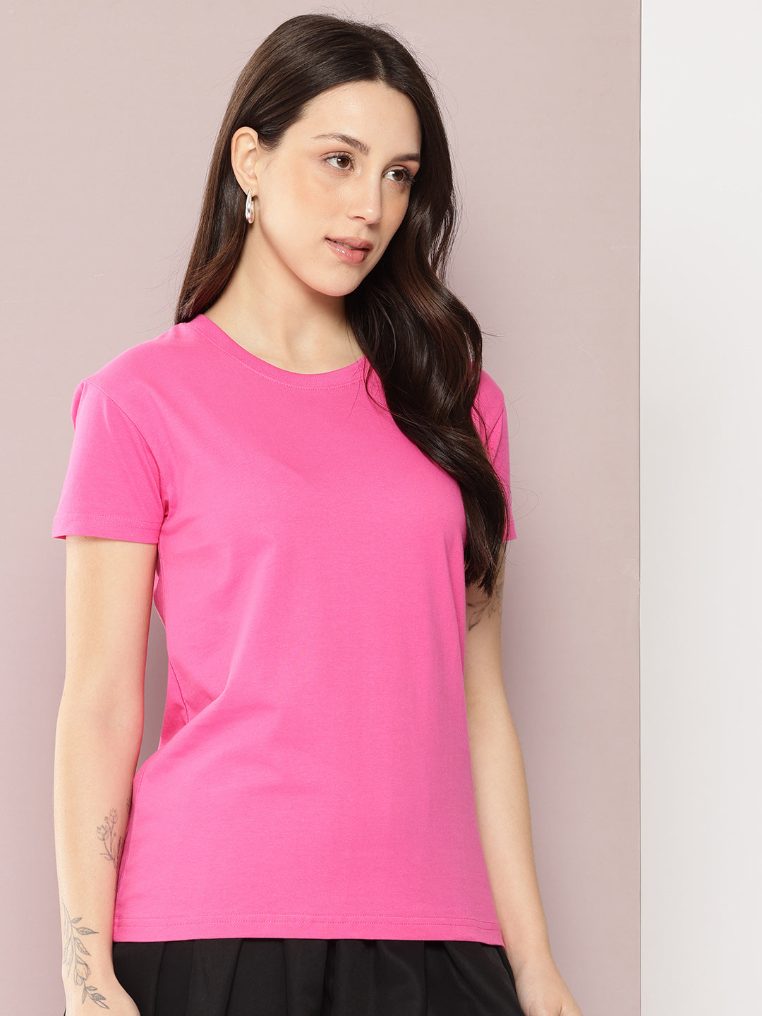 Womens Half Sleeve Round Neck Solid Regular Fit Tshirts