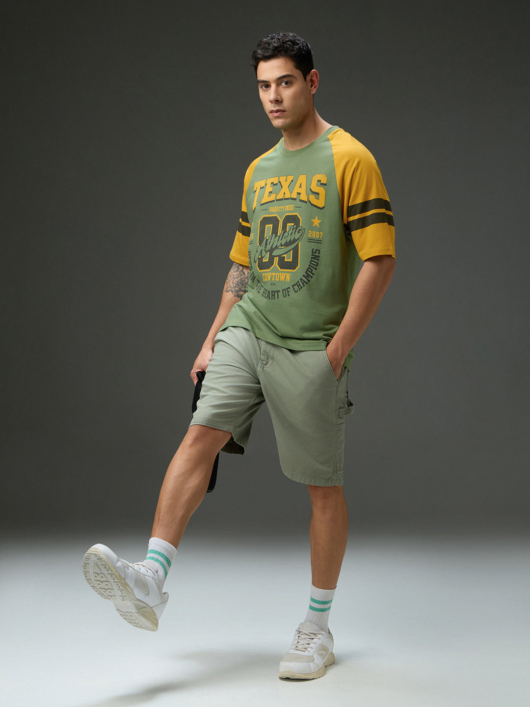 Mens Round Neck Raglan Sleeve Printed Oversized Fit Tshirt