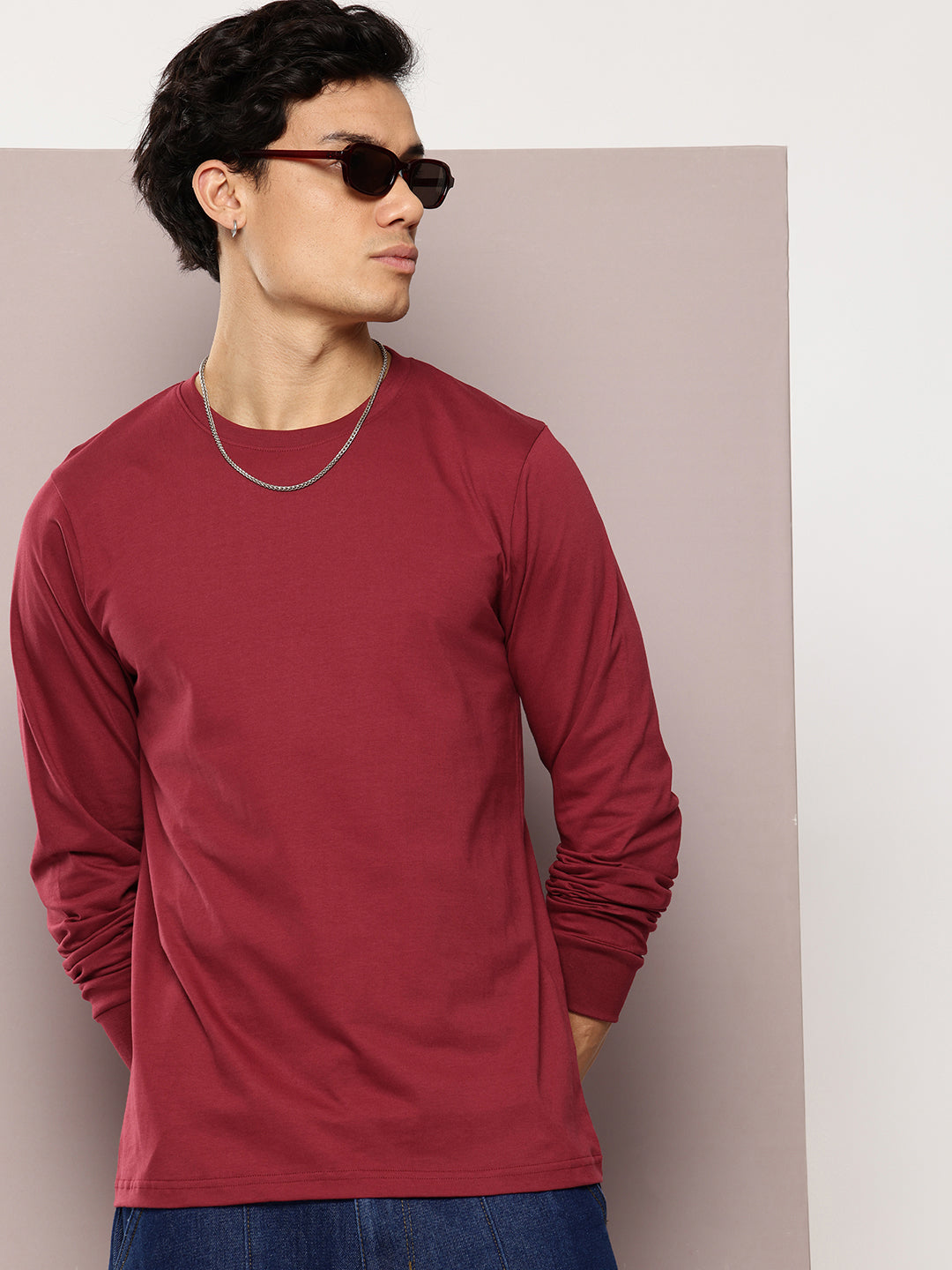 Mens Full Sleeve Round Neck Solid Regular Fit Tshirts