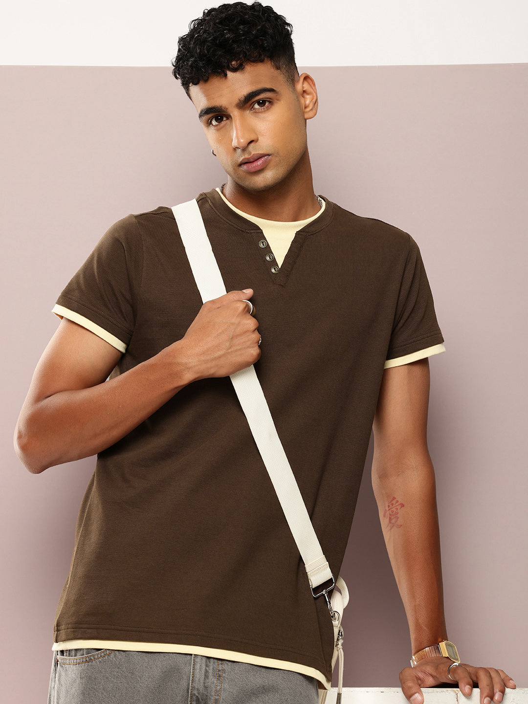 Mens Half Sleeve V-Neck Solid Regular Fit Tshirts