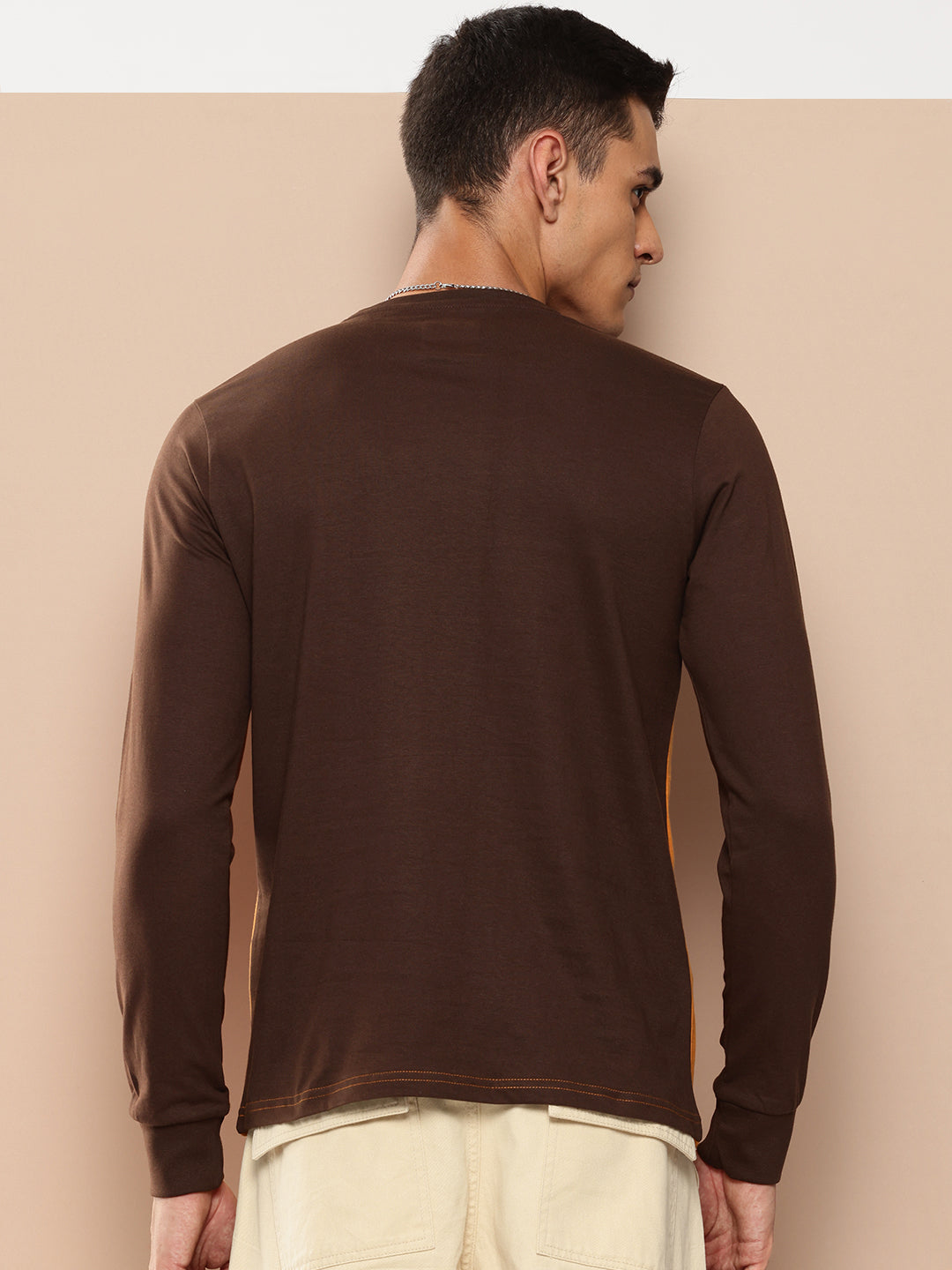 Mens Full Sleeve Round Neck Colourblocked Regular Fit Tshirts